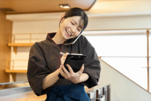 笑顔の女性