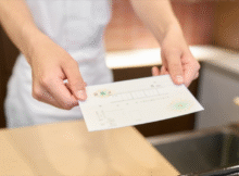 飲食店の領収書