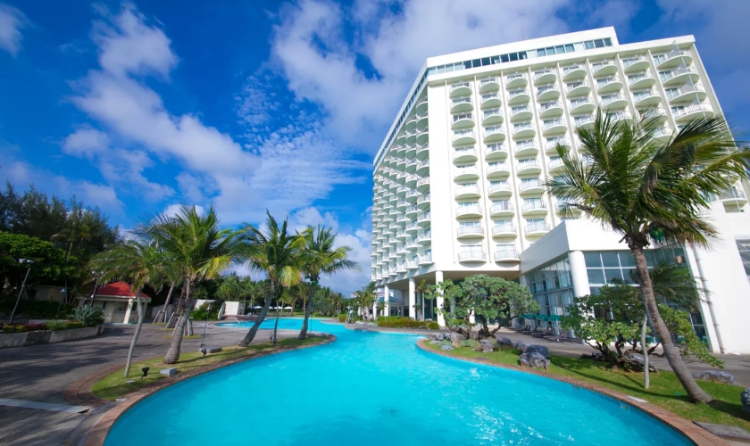 特典の無料宿泊でラグナガーデンホテルへ2泊