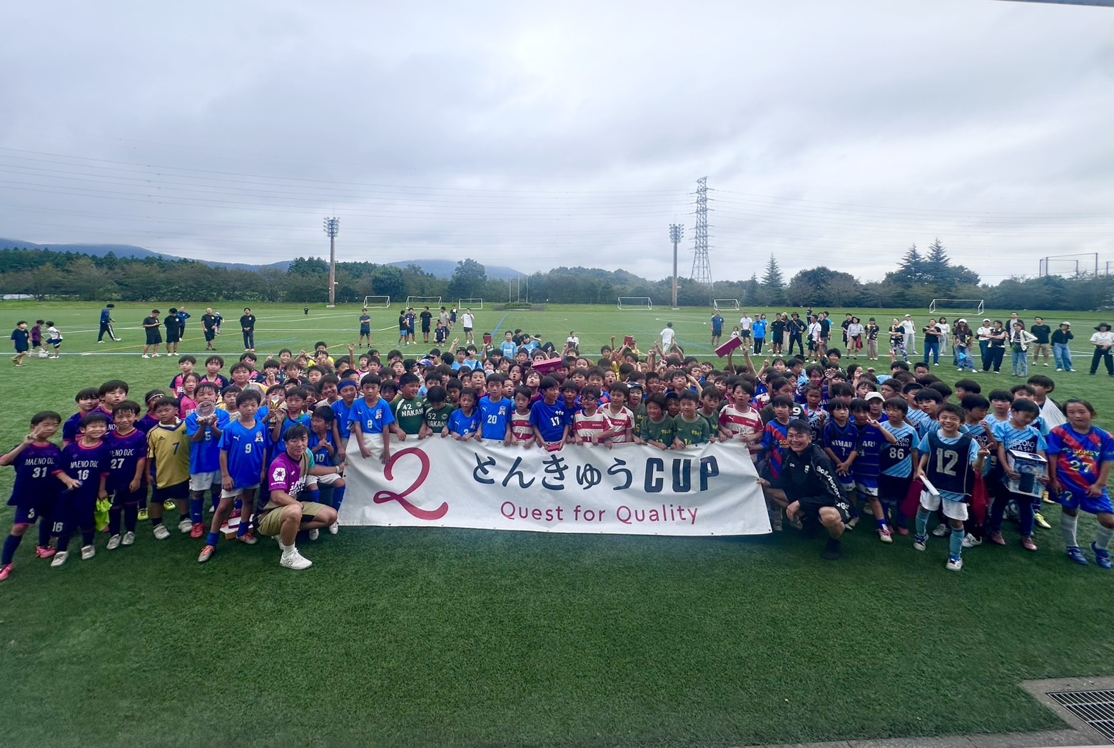 サッカーの大会に出場した子供たち